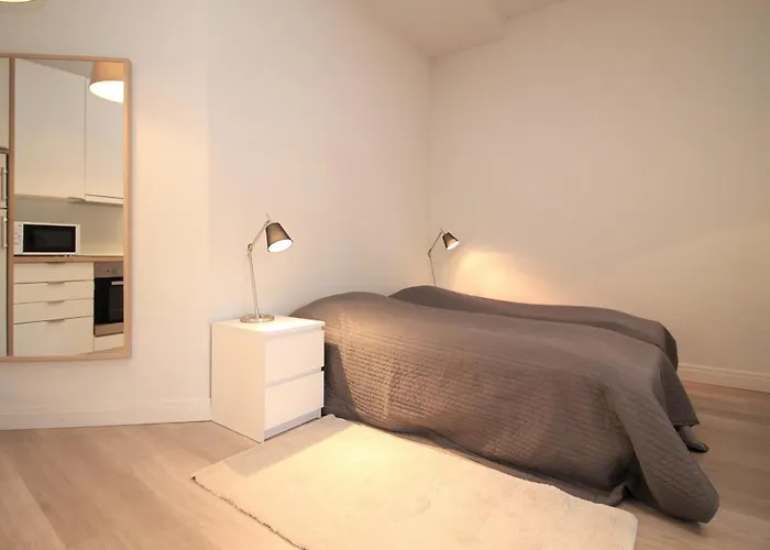 Forenom Serviced Uudenmaankatu Apartment *