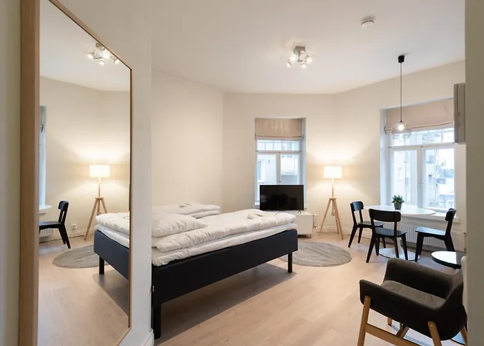 Forenom Serviced Uudenmaankatu Apartment *