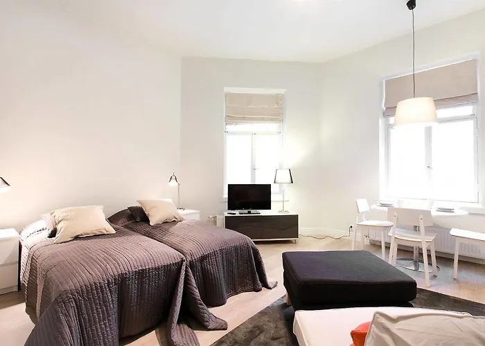Forenom Serviced Uudenmaankatu Apartment *